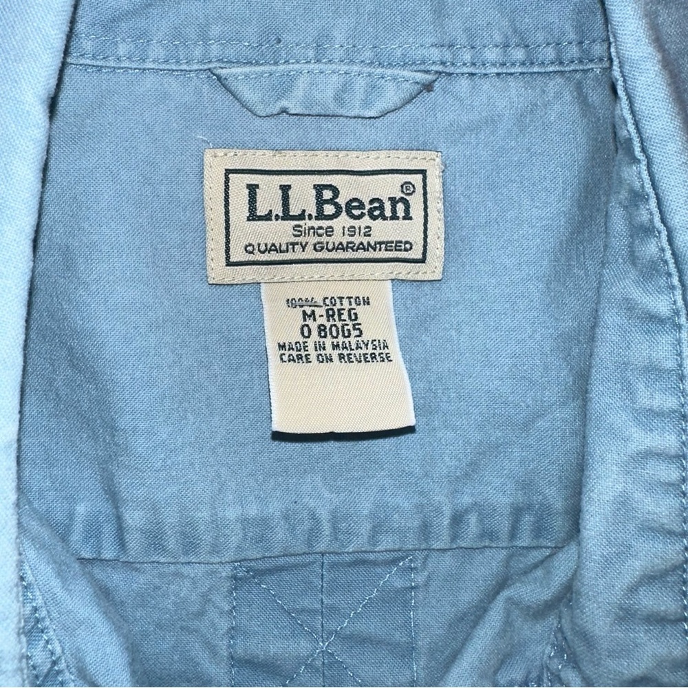 L.L.Bean Men’s Medium Blue Comfort Stretch Sun Washed Shirt Short Sleeve Pockets - Picture 2 of 14